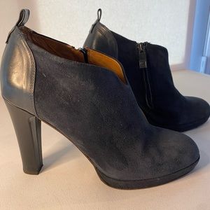 Alberto Fermani Suede Side Zip Bootie Navy SZ 38.5